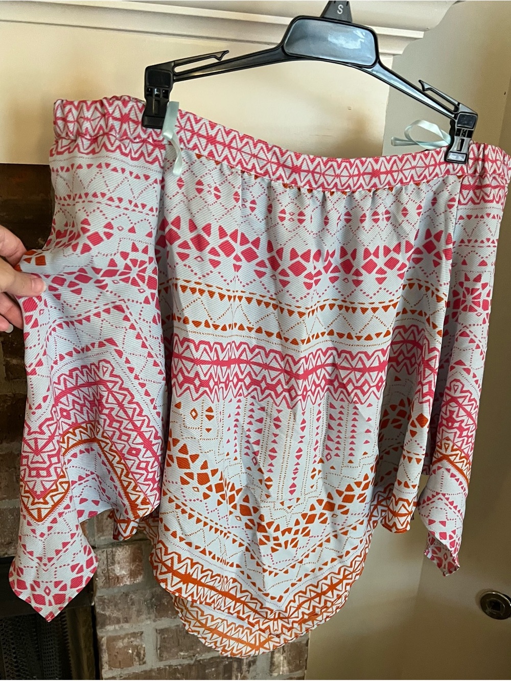 NWOT BCBG off shoulder top size S
